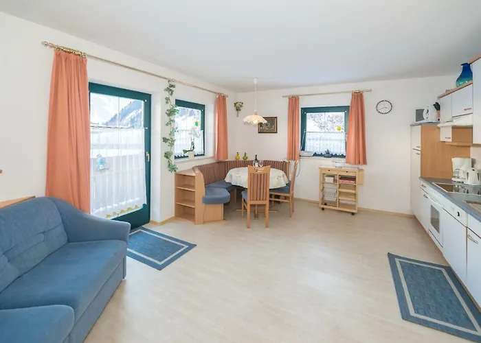 Apartman Monika Schwaiger, *