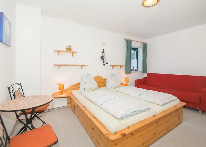 Monika Schwaiger, * Rauris